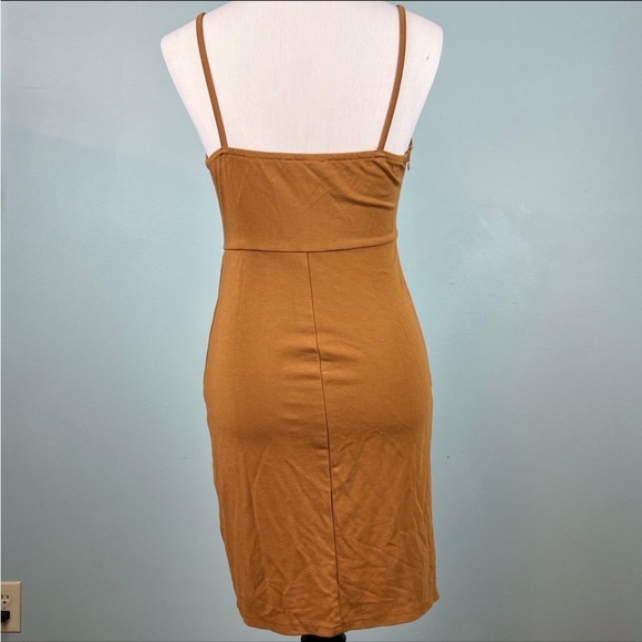 Zalalus Gold Body Con Dress - Picture 2 of 5